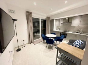 Sunnyside Penthouse